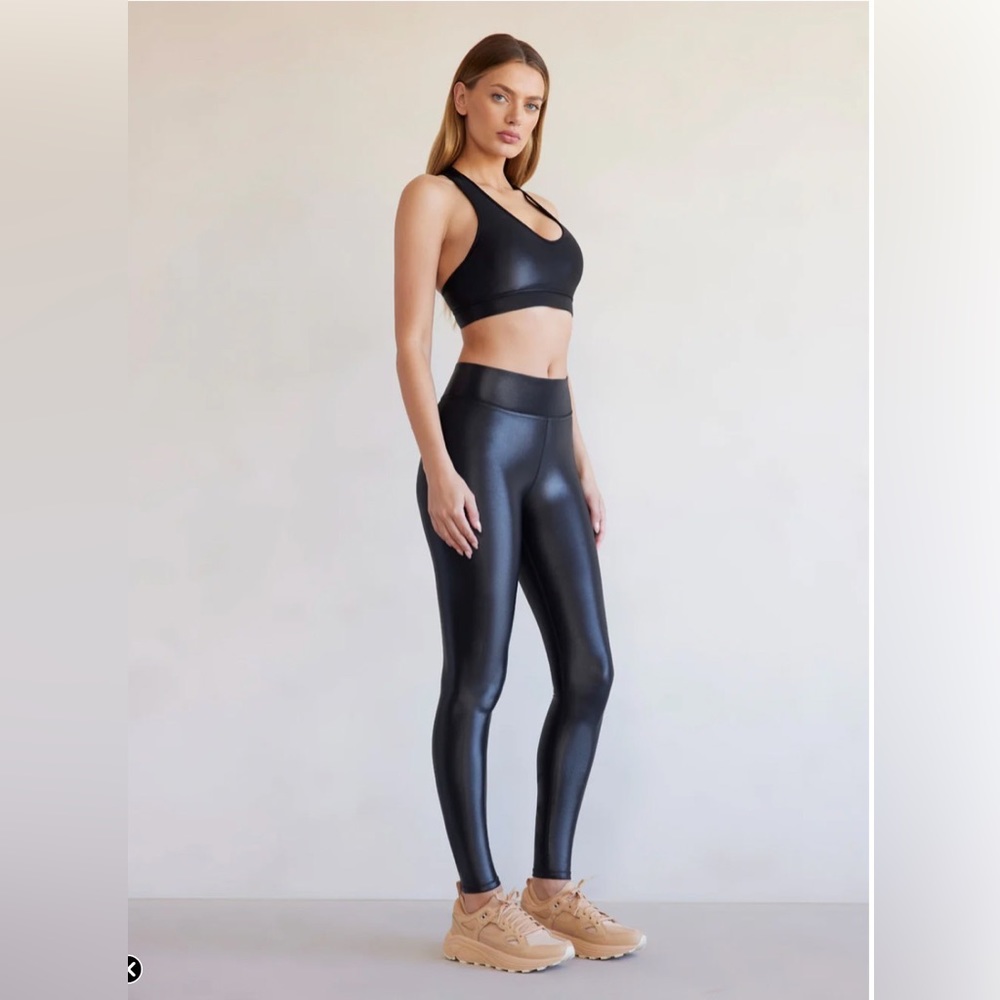 regular rise full length legging in Tamara Shine